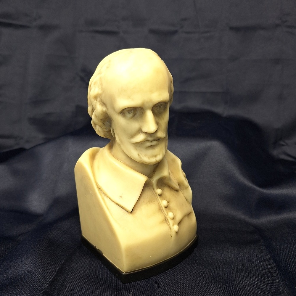 Decorative Solid Resin Shakespeare 7 inch Bust Desk Pen Holder